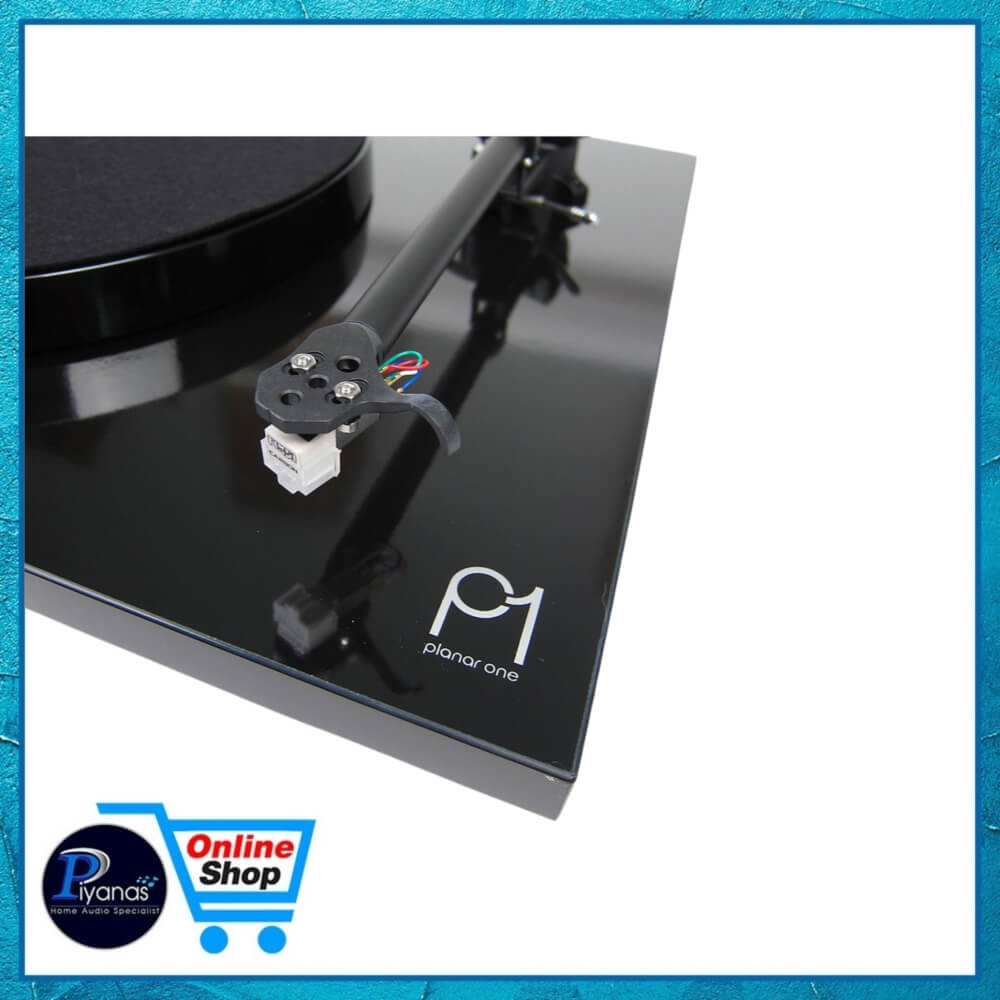 เครื่องเล่นแผ่นเสียง REGA : PLANAR 1 + หัว CARBON (BLACK)